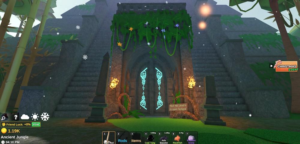 El Maja temple entrance