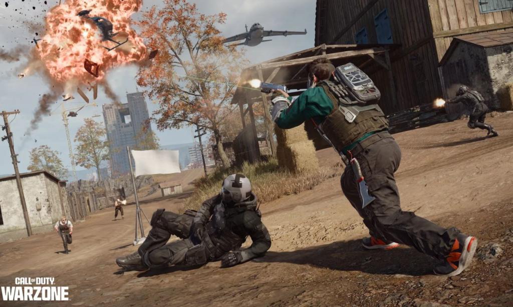 Warzone Clash gameplay near Farmland