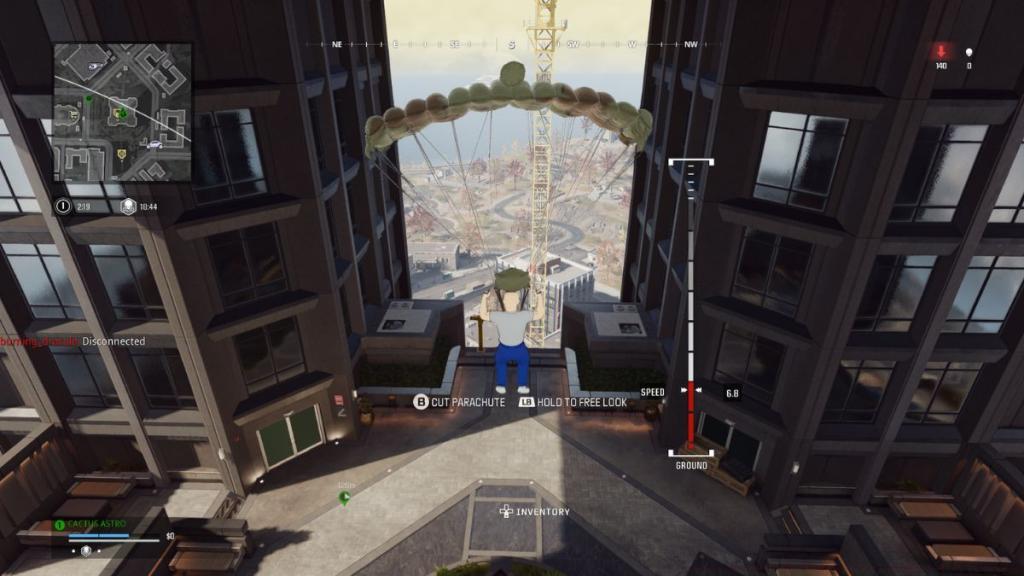 Flying through the Overlook's Skydeck in Warzone
