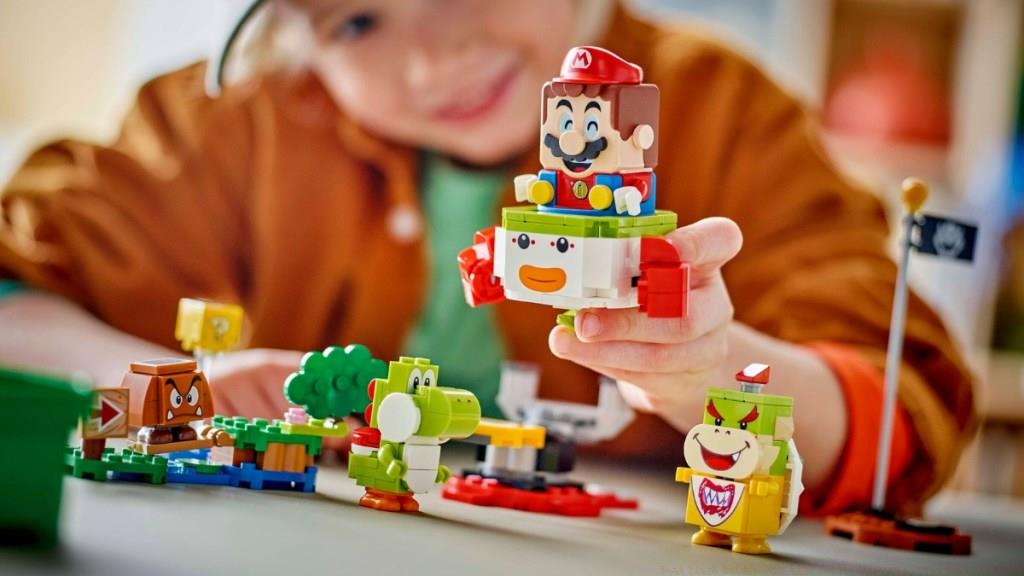 LEGO Mario Set